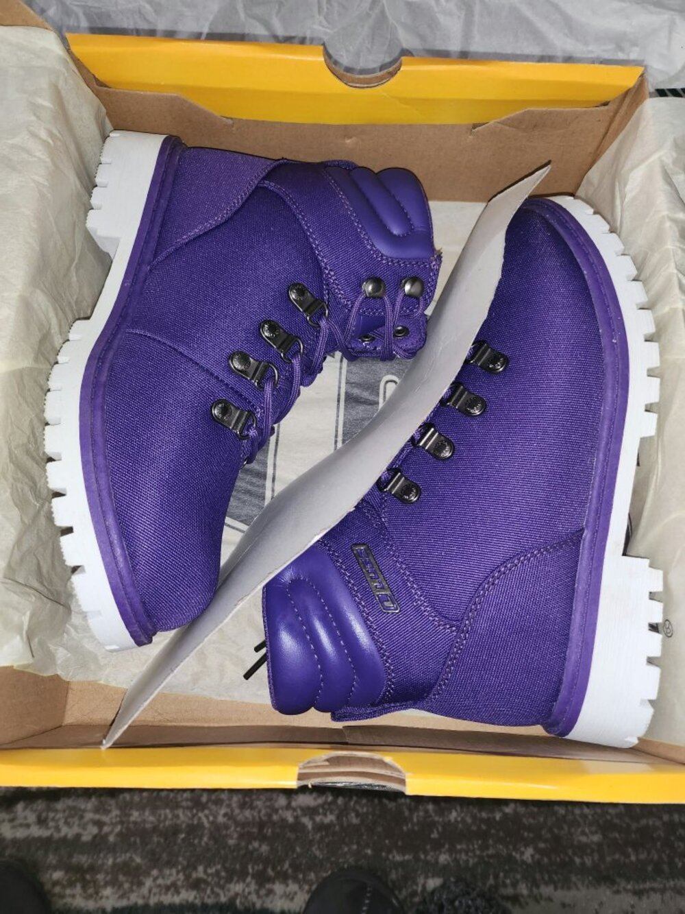 Lugz Grotto II
